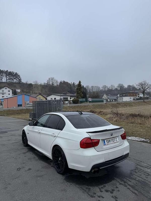 Gebraucht BMW 320 M Sport 170 PS (125 kW) 2010 Limousine