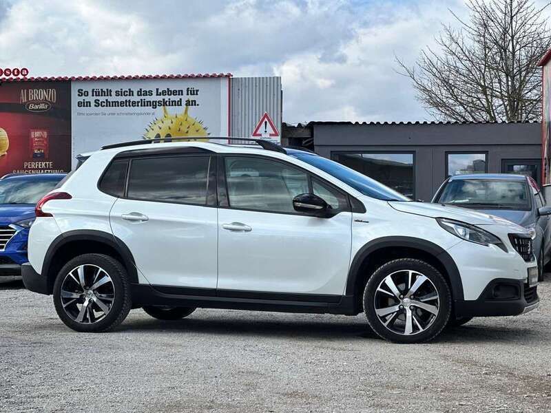 Weiß Gebraucht 2017 Peugeot 2008 Allure GT-Line SUV | € 12.490 (Fairer Preis) - Bild 1/4