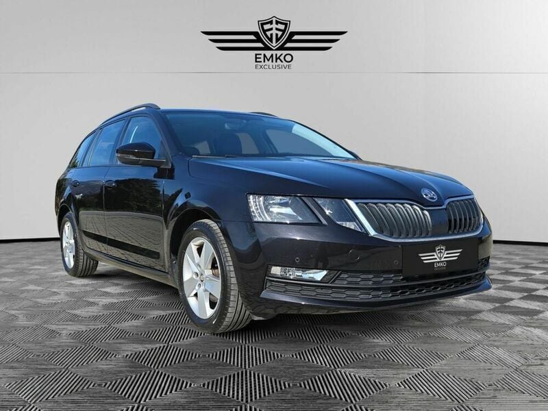 Schwarz Gebraucht 2019 Skoda Octavia Ambition Kombi | € 14.900 (Fairer Preis) - Bild 1/4