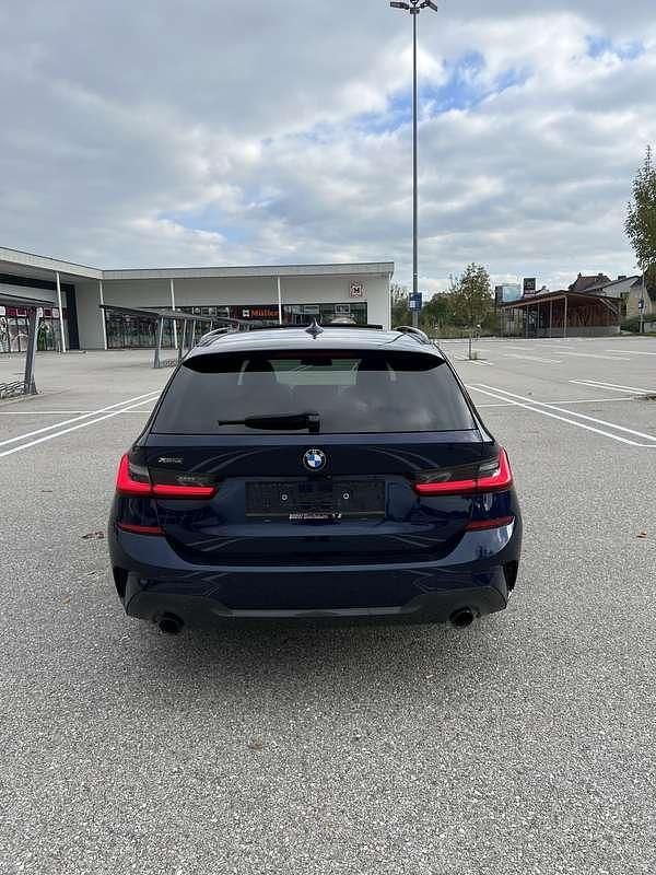 Gebraucht BMW 320 M Sport 190 PS (139 kW) 2020 Blau Kombi