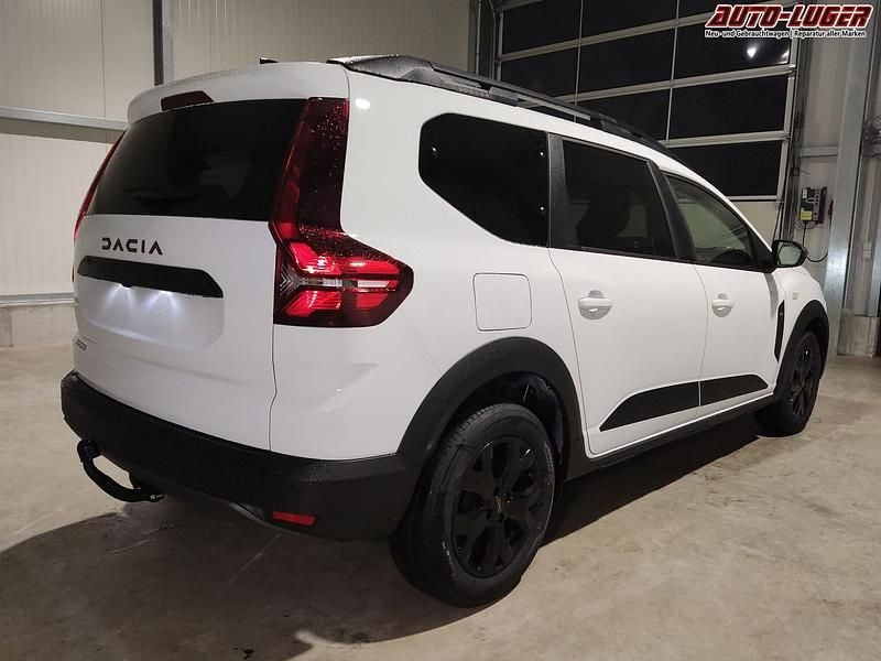 Neu Dacia Jogger Extreme 110 PS (80 kW) 2025 Gletscherweiß Van / Kleinbus