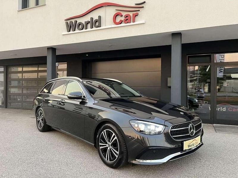 Gebraucht Mercedes E220 Avantgarde 194 PS (142 kW) 2020 Grau Kombi