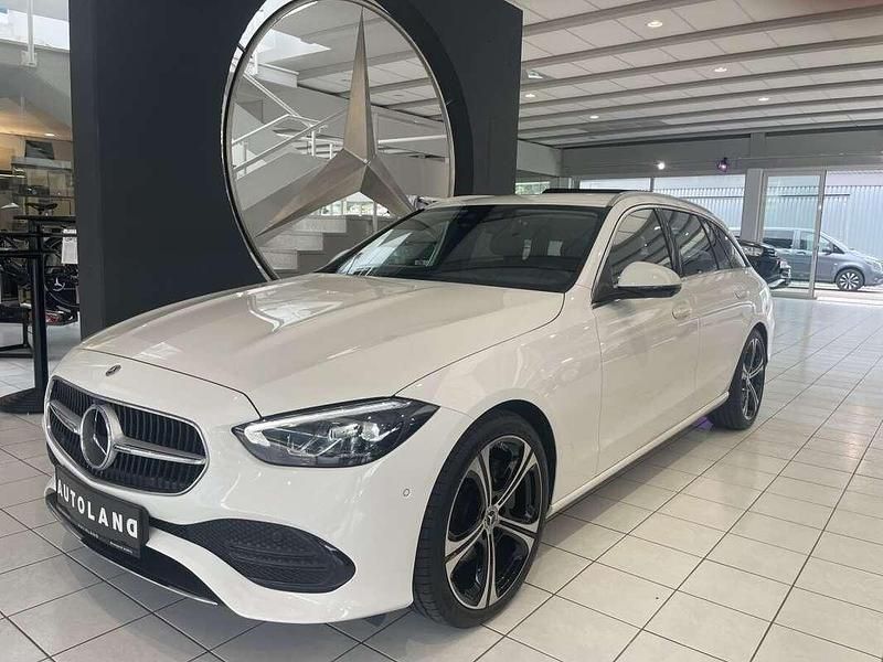 Gebraucht Mercedes C200 184 PS (135 kW) 2024 Weiß Kombi