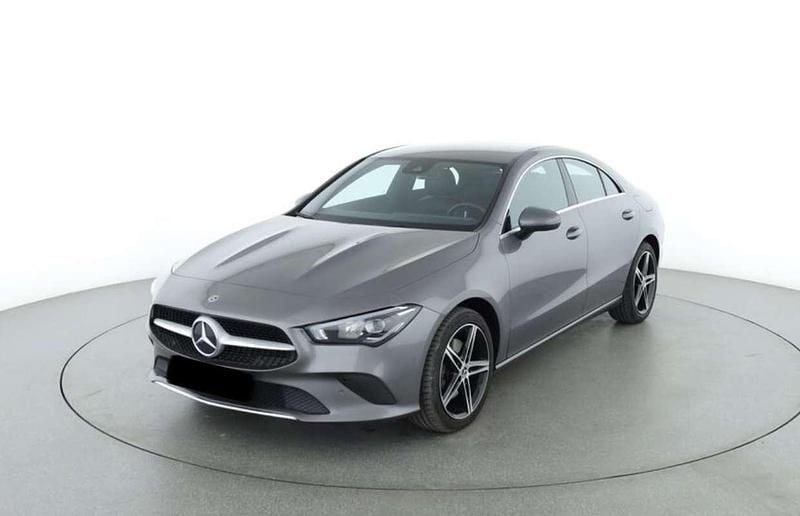Gebraucht Mercedes CLA200 163 PS (119 kW) 2022 Coupé
