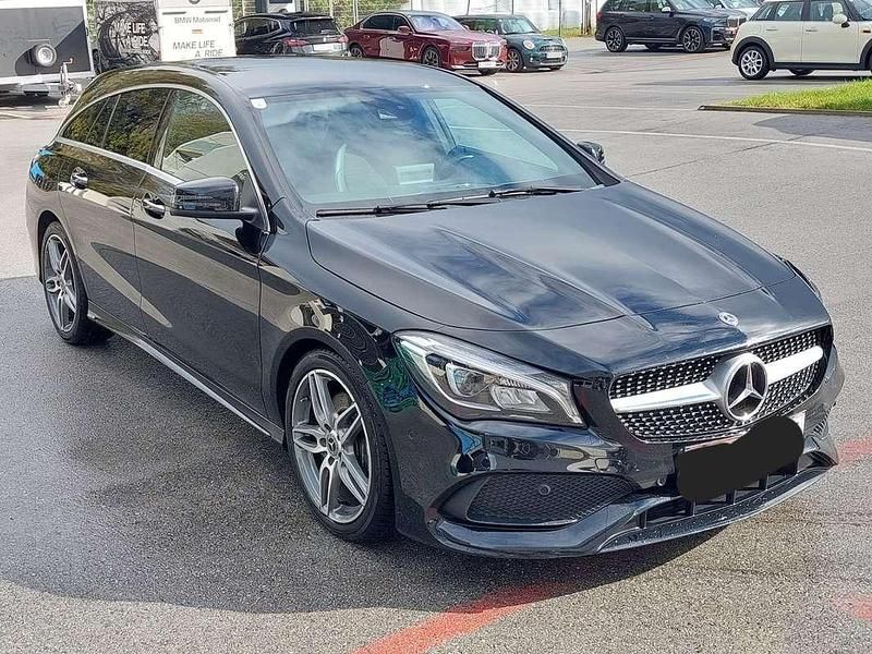 Schwarz Gebraucht 2018 Mercedes CLA220 Shooting Brake AMG line Kombi | € 17.990 (Fairer Preis) - Bild 1/4