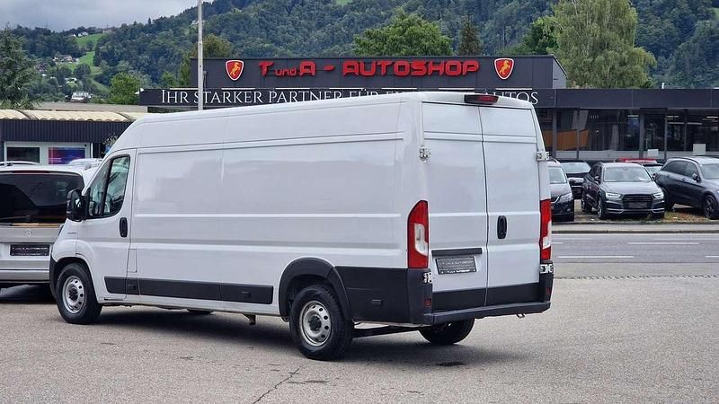 Gebraucht Fiat Ducato 140 PS (102 kW) 2020 Weiß Van