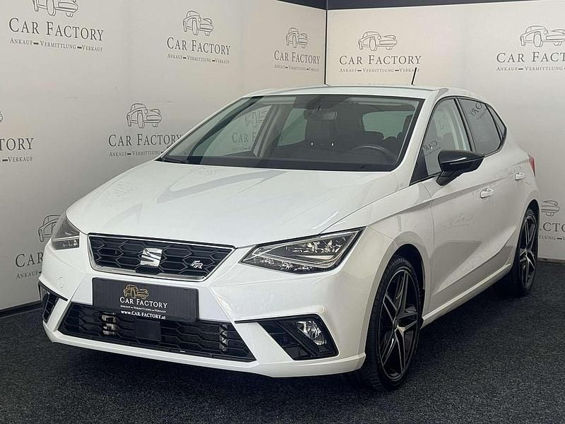 Weiß Gebraucht 2017 Seat Ibiza FR Limousine | € 11.990 (Fairer Preis) - Bild 1/4