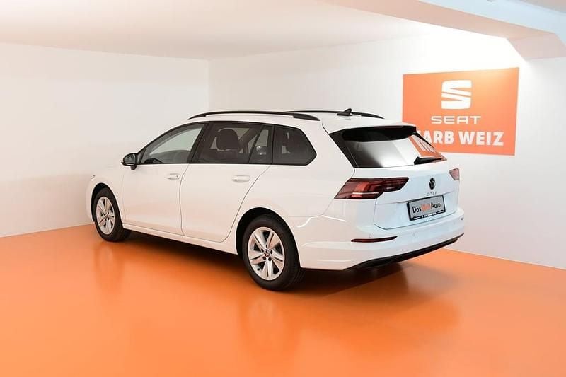 Gebraucht VW Golf VIII Life 116 PS (85 kW) 2024 Weiss  normal Kombi