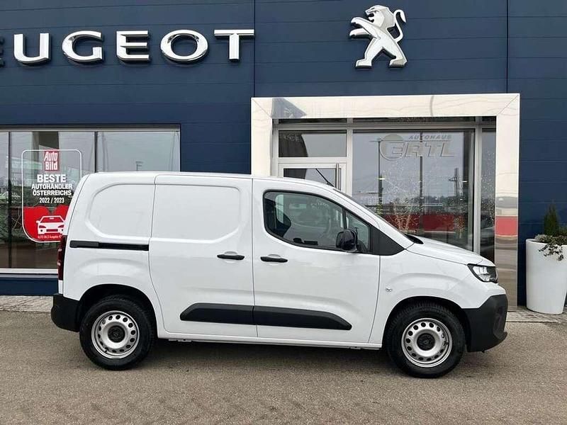 Neu Peugeot Partner 131 PS (96 kW) 2025 Weiß Van / Kleinbus