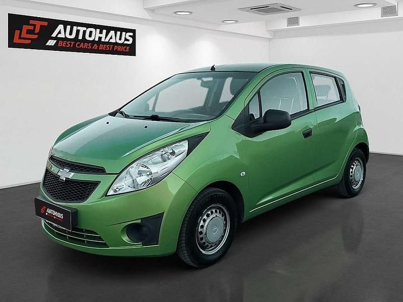 Grün Gebraucht 2012 Chevrolet Spark LS Kleinwagen | € 3.880 - Bild 1/4