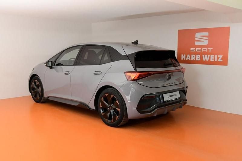 Gebraucht Cupra Born e-Boost 169 kW (231 PS) 2023 Mittelgrau  normal Kleinwagen