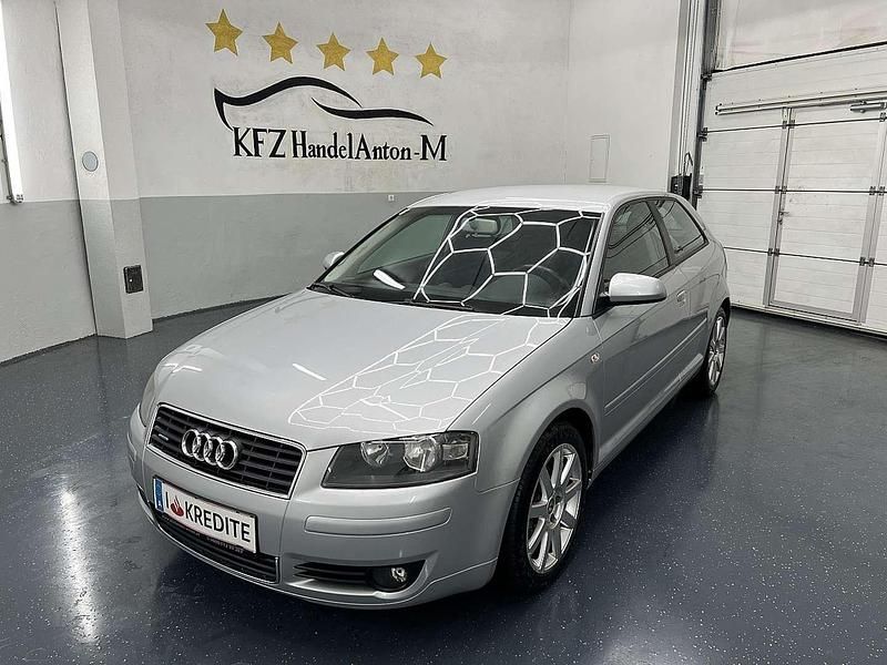 Silber Gebraucht 2005 Audi A3 Ambition Limousine | € 7.990 (Etwas zu teuer) - Bild 1/4