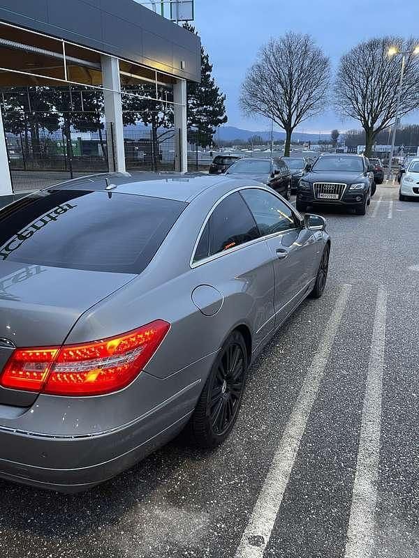 Gebraucht Mercedes E250 204 PS (150 kW) 2009 Coupé