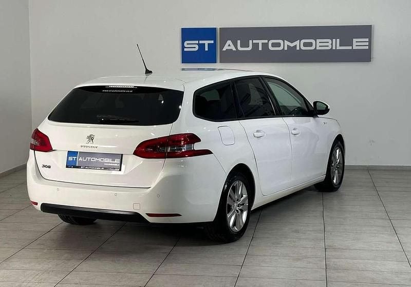 Gebraucht Peugeot 308 SW Active 99 PS (72 kW) 2018 Weiß Kombi