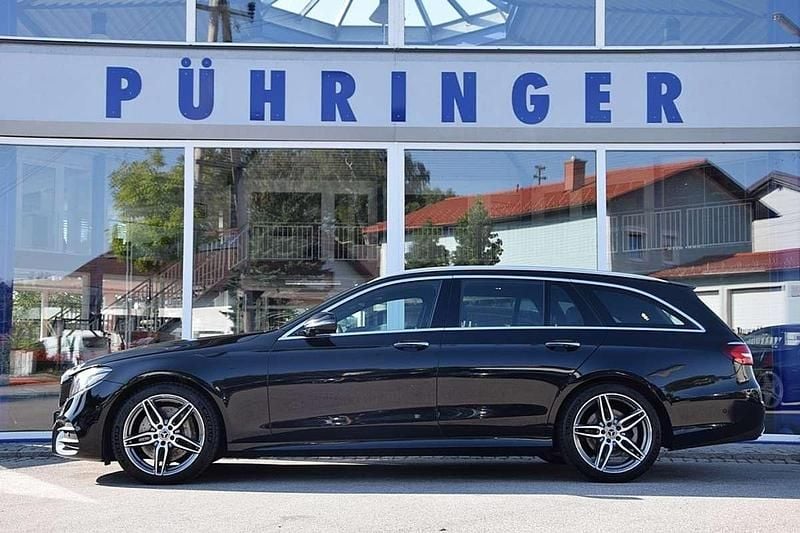 Schwarz Gebraucht 2019 Mercedes E400 AMG Kombi | € 38.900 (Fairer Preis) - Bild 1/4