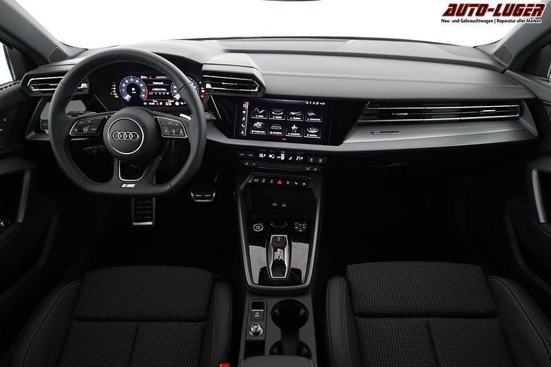 Neu Audi A3 S-Line 150 PS (110 kW) 2025 Daytonagrau perleffekt Limousine