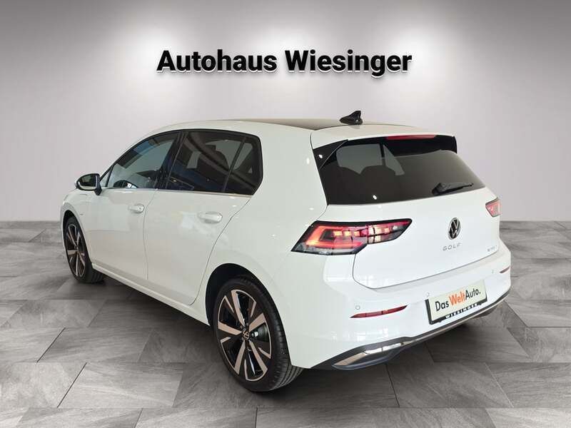 Gebraucht VW Golf VIII Style 204 PS (150 kW) 2024 Weiss  normal Limousine