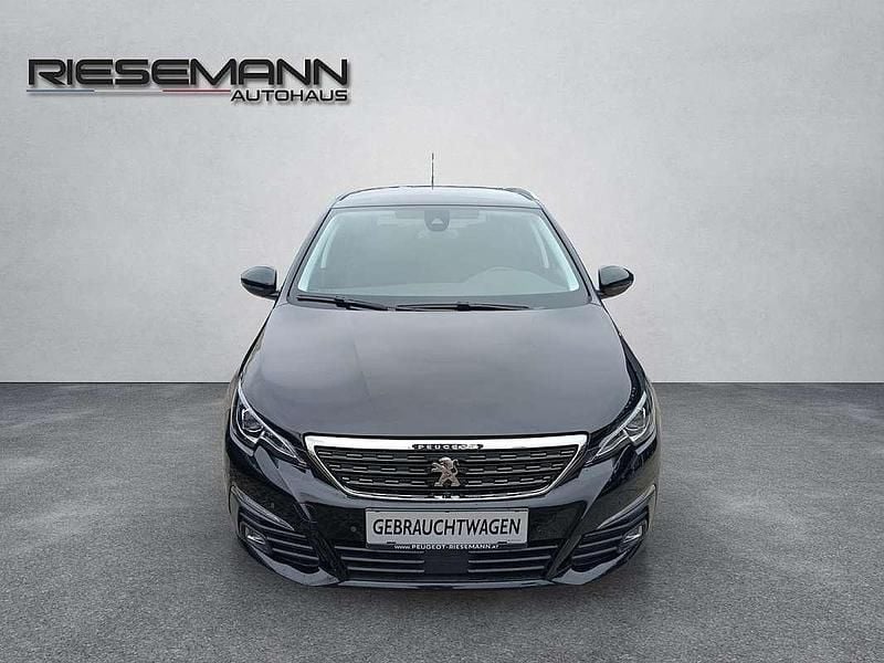 Gebraucht Peugeot 308 SW Allure 131 PS (96 kW) 2019 Schwarz Kombi