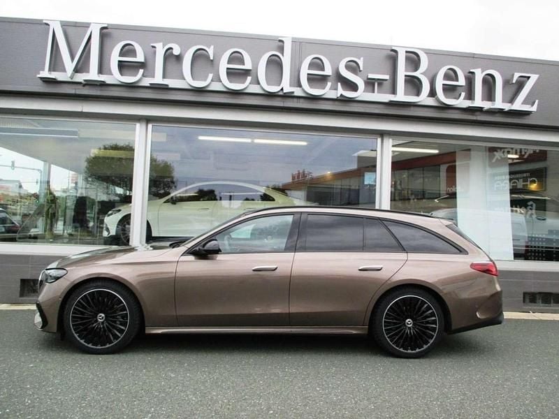 Gebraucht Mercedes E220 AMG 163 PS (119 kW) 2025 Braun Kombi