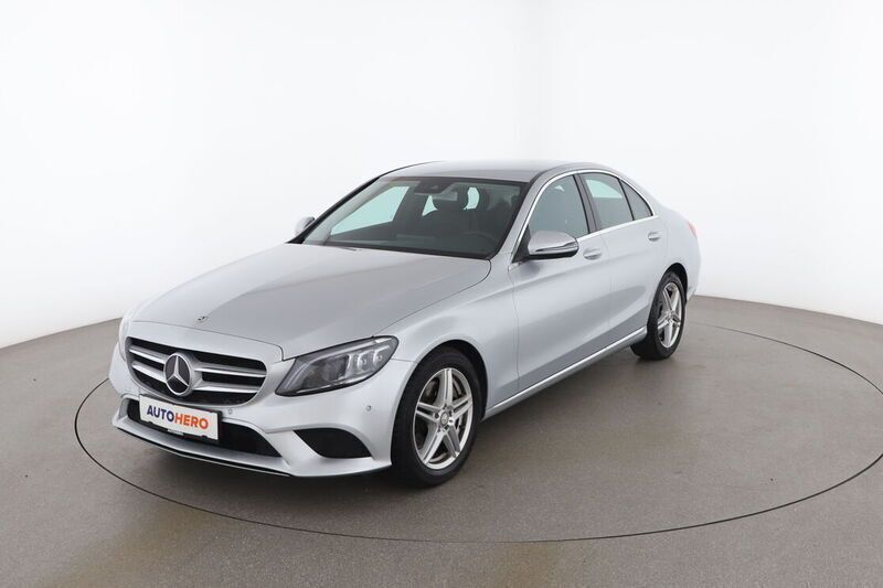 Grau Gebraucht 2018 Mercedes C300 Avantgarde Limousine | € 27.290 - Bild 1/4