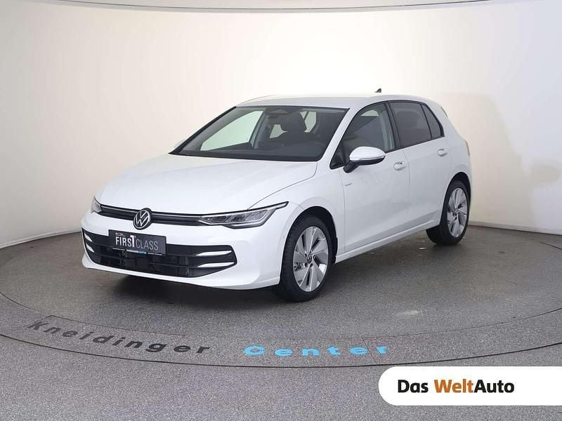 Neu VW Golf VIII 116 PS (85 kW) 2025 Weiß Limousine