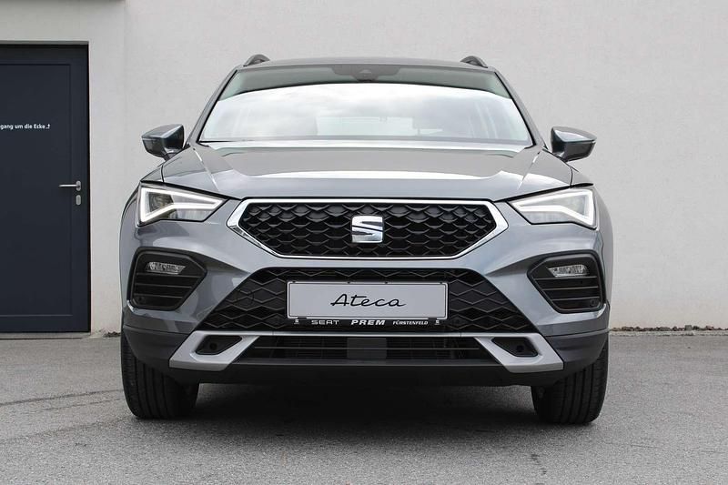 Grau Neu 2025 Seat Ateca Style SUV | € 30.680 (Etwas zu teuer) - Bild 1/4