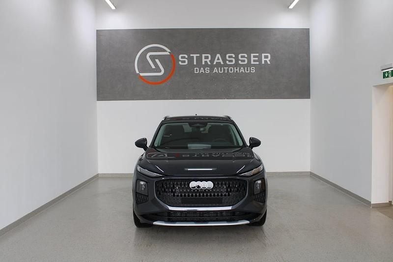 Neu Audi Q3 204 PS (150 kW) 2026 Dunkelgrau  metallic SUV