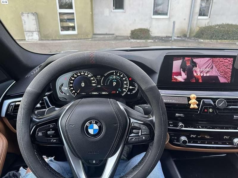 Gebraucht BMW 530e Sport Line 184 PS (135 kW) 2019 Grau Limousine