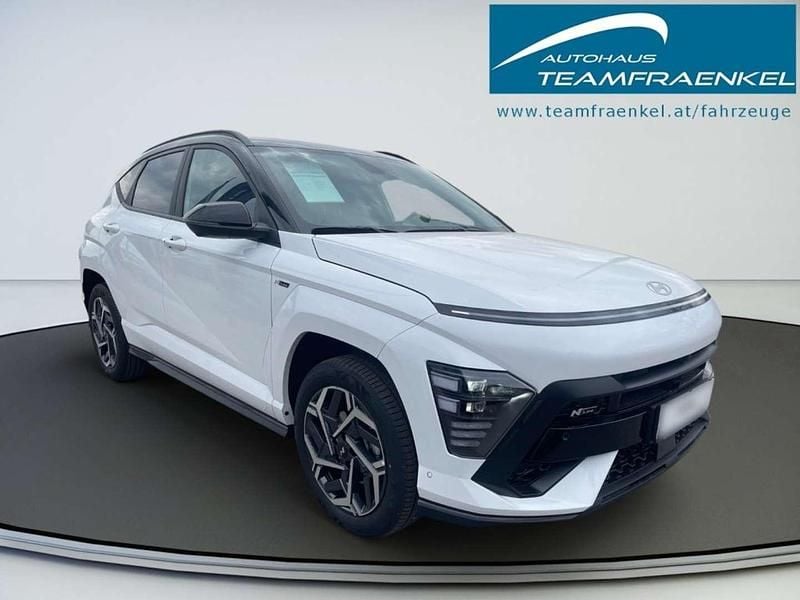 Gebraucht Hyundai Kona N Line 100 PS (73 kW) 2024 Schwarz SUV