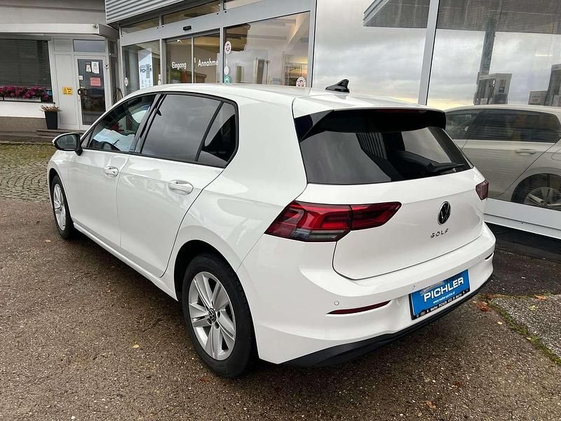 Gebraucht VW Golf VII Life 150 PS (110 kW) 2020 Weiss  normal Limousine