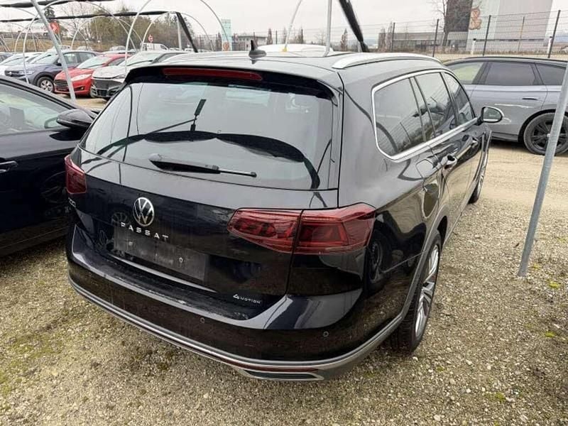 Gebraucht VW Passat Alltrack 200 PS (147 kW) 2022 Schwarz Kombi