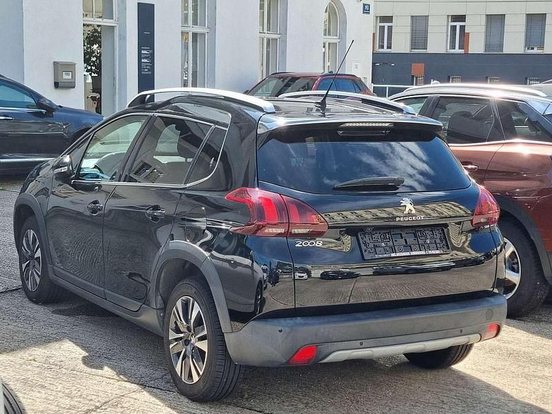 Gebraucht Peugeot 2008 Allure 110 PS (80 kW) 2018 Schwarz SUV