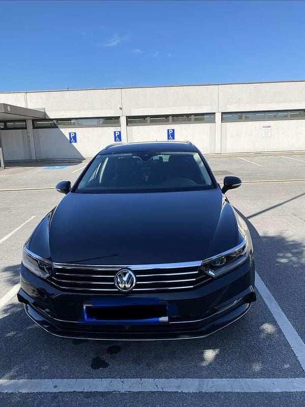 Gebraucht VW Passat Trendline 150 PS (110 kW) 2015 Limousine