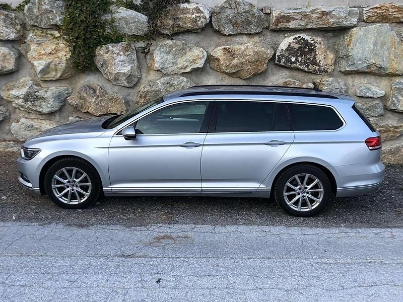 Silber Gebraucht 2019 VW Passat Highline Kombi | € 22.800 (Guter Preis) - Bild 1/4