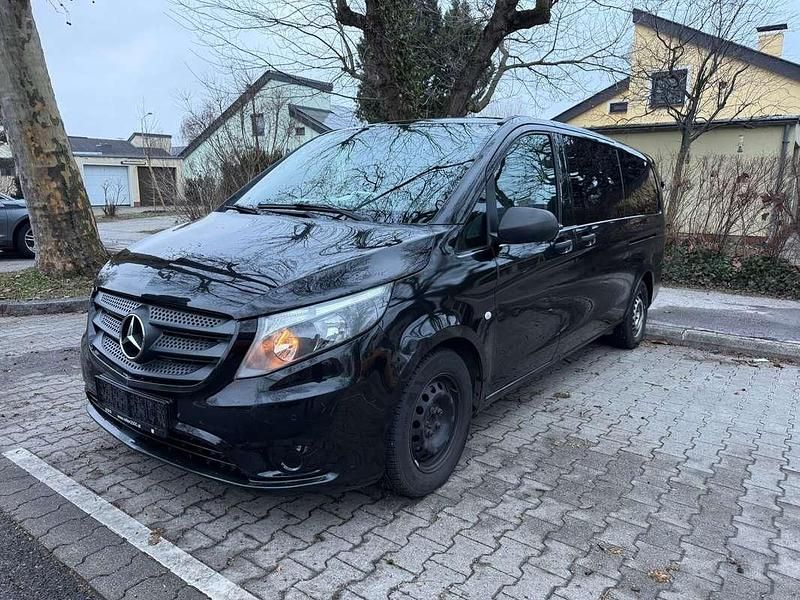 Gebraucht Mercedes Vito 136 PS (100 kW) 2015 Schwarz Van