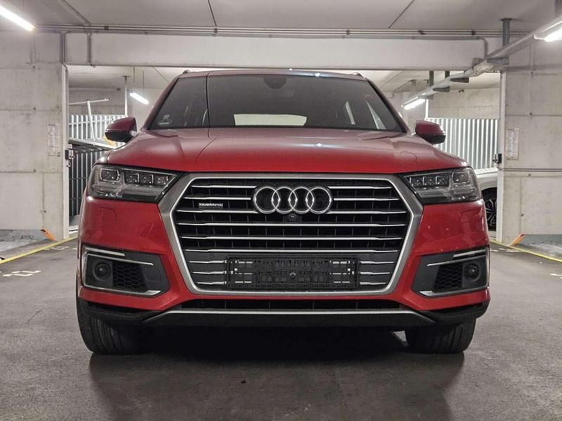 Gebraucht Audi Q7 Comfort 258 PS (189 kW) 2017 Rot SUV