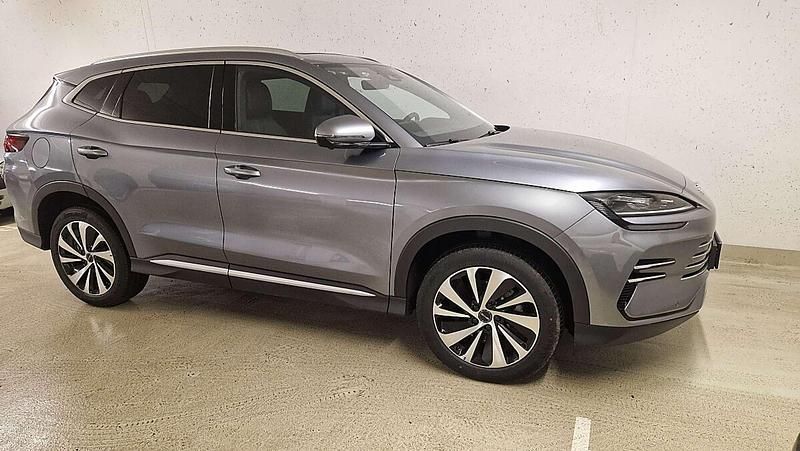 Neu BYD Seal U Design 324 PS (238 kW) 2025 Grau SUV