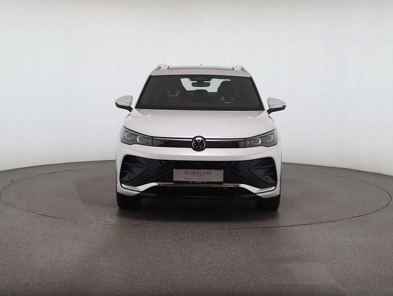 Gebraucht VW Tiguan Sport 204 PS (150 kW) 2025 Weiß SUV