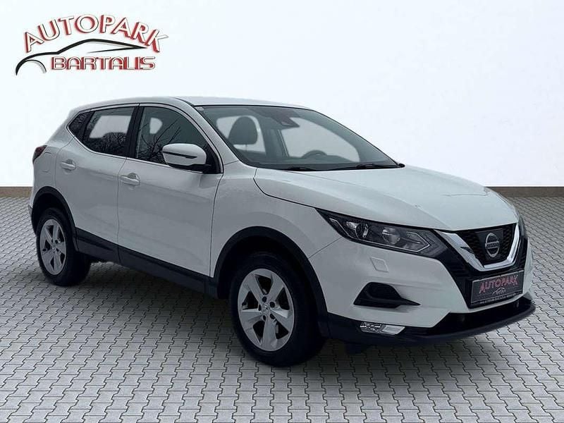 Gebraucht Nissan Qashqai Acenta 131 PS (96 kW) 2018 Weiß SUV