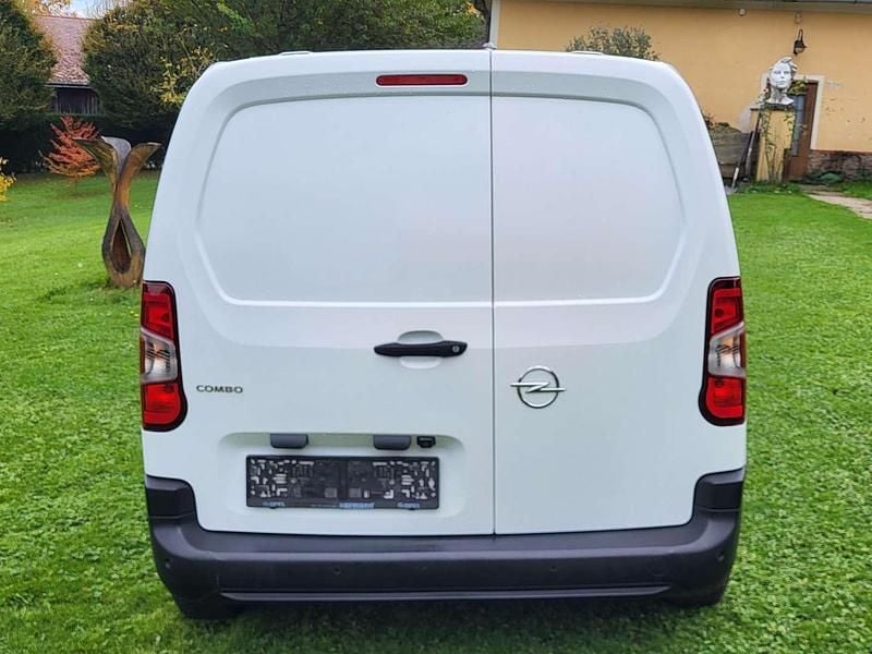 Gebraucht Opel Combo Life 110 PS (80 kW) 2020 Weiß Van / Kleinbus