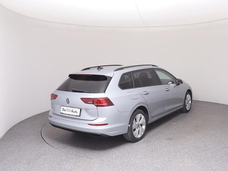 Neu VW Golf VIII Business 115 PS (84 kW) 2026 Silber  metallic Kombi