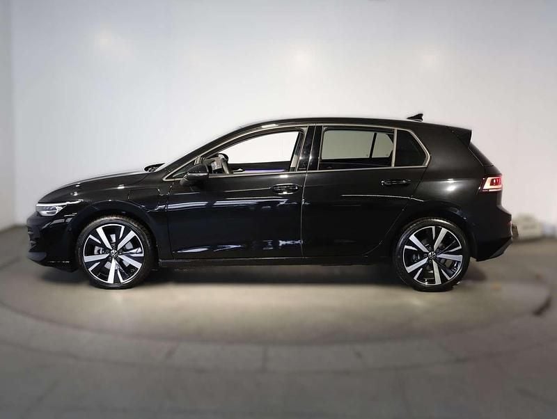 Gebraucht VW Golf VIII 150 PS (110 kW) 2025 Schwarz Limousine