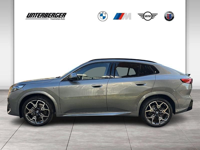 Gebraucht BMW X2 M Sport 150 PS (110 kW) 2025 Grau SUV