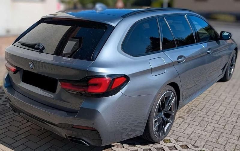 Gebraucht BMW 540 M Sport 340 PS (250 kW) 2021 Grau Kombi