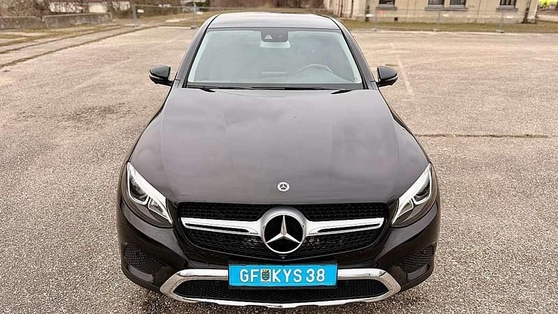 Gebraucht Mercedes GLC220 170 PS (125 kW) 2017 Schwarz Coupé