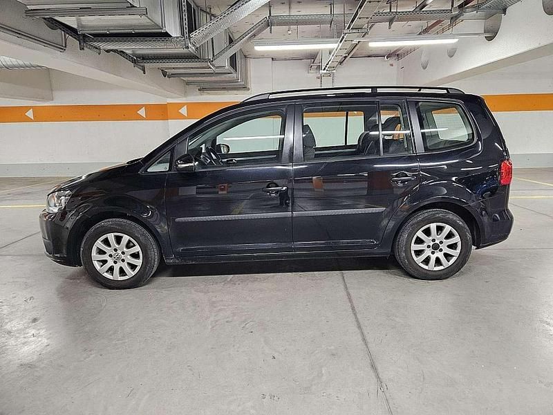 Gebraucht VW Touran Comfortline 105 PS (77 kW) 2014 Schwarz Van / Kleinbus