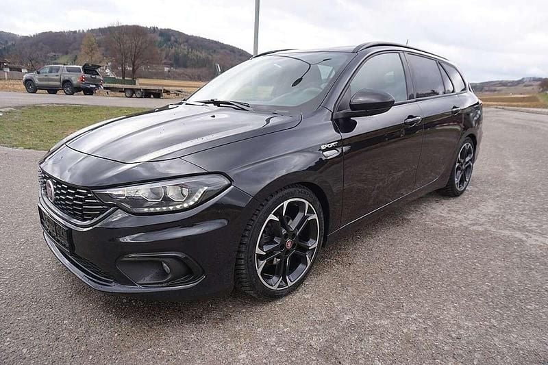Gebraucht Fiat Tipo S 120 PS (88 kW) 2020 Schwarz Kombi