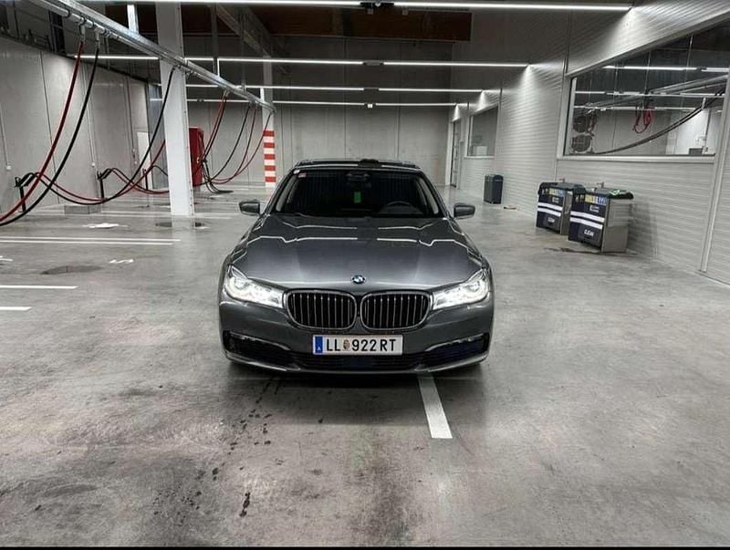 Gebraucht BMW 730 265 PS (194 kW) 2016 Limousine