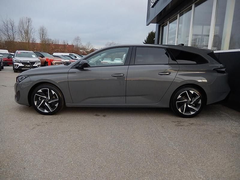 Gebraucht Peugeot 308 SW Allure 131 PS (96 kW) 2025 Grau Kombi