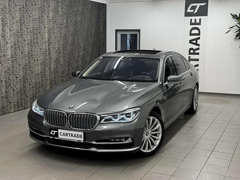 Gebraucht BMW 740 iPerformance 258 PS (189 kW) 2017 Grau Limousine